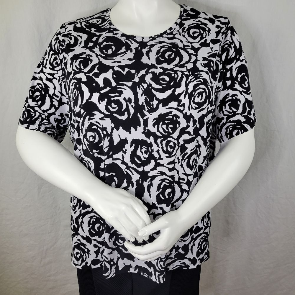 Allison Daley Black and White Floral‎ Print Top